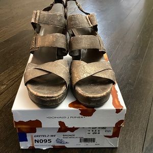 Donald J Pliner distressed bronze cork wedge sandals. Size 9.5 Narrow